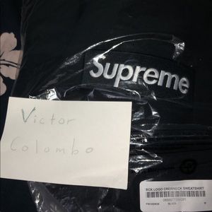 Supreme black crewneck